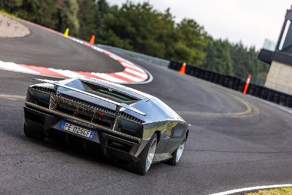 Peralta S Supercar Debuts at Monterey Festival