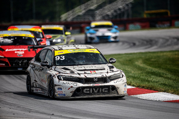Honda Claims Third at Mid-Ohio Race