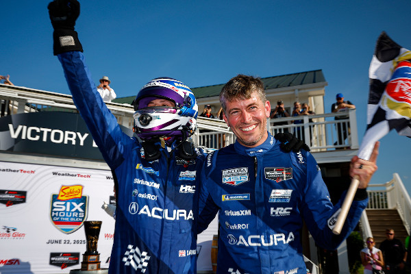 Acura MSR Wins at Sahlen's Six Hours
