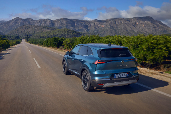 Renault Updates Captur and Symbioz for 2026