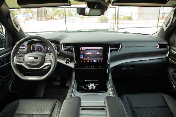 Jeep Wagoneer COV for VIP Protection Jeep Wagoneer COV for VIP Protection