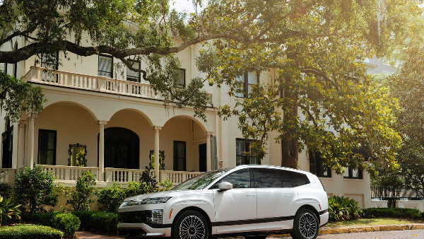 Hyundai IONIQ 9 Wins MAMA's Favourite EV Award