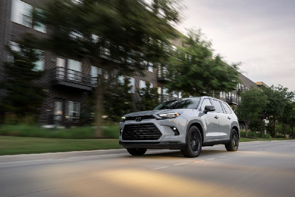 2026 Toyota Grand Highlander: A Family-Friendly SUV