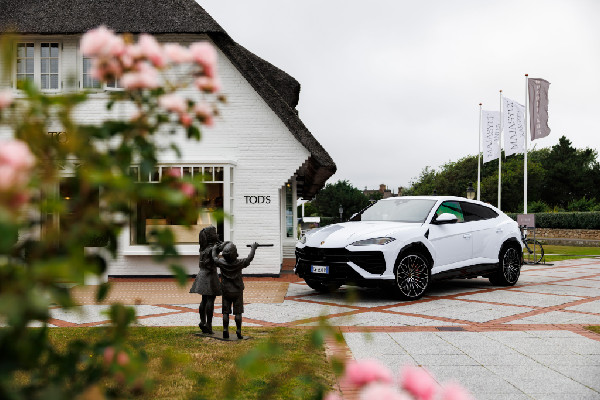 Lamborghini Blends Performance with Art in Sylt
