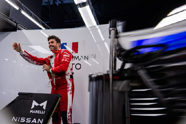 Nissan Formula E Team Ends Season 11 in London