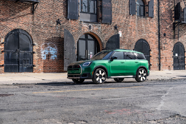 Dynamic MINI Countryman S ALL4 for All Roads