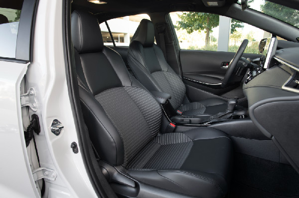 Explore the 2026 Toyota Corolla Features