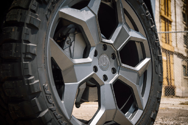 New CYBRSPOKE Wheel for Tesla Cybertruck New CYBRSPOKE Wheel for Tesla Cybertruck