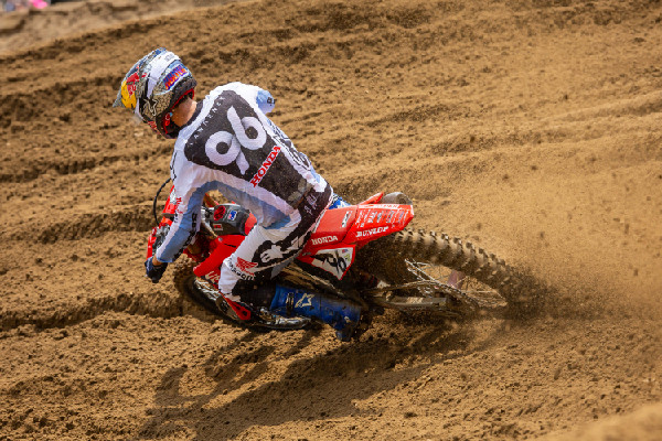 Lawrence Brothers Dominate Southwick Sand Race