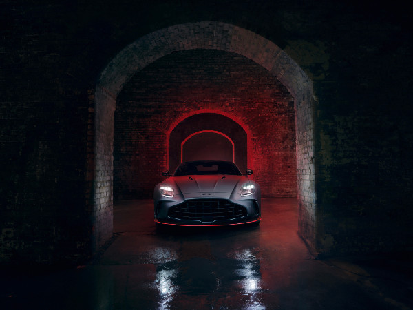 Aston Martin Vantage S Delivers Peak Performance Aston Martin Vantage S Delivers Peak Performance