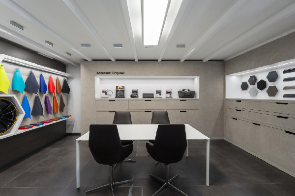 Lamborghini Opens Showroom in Marbella