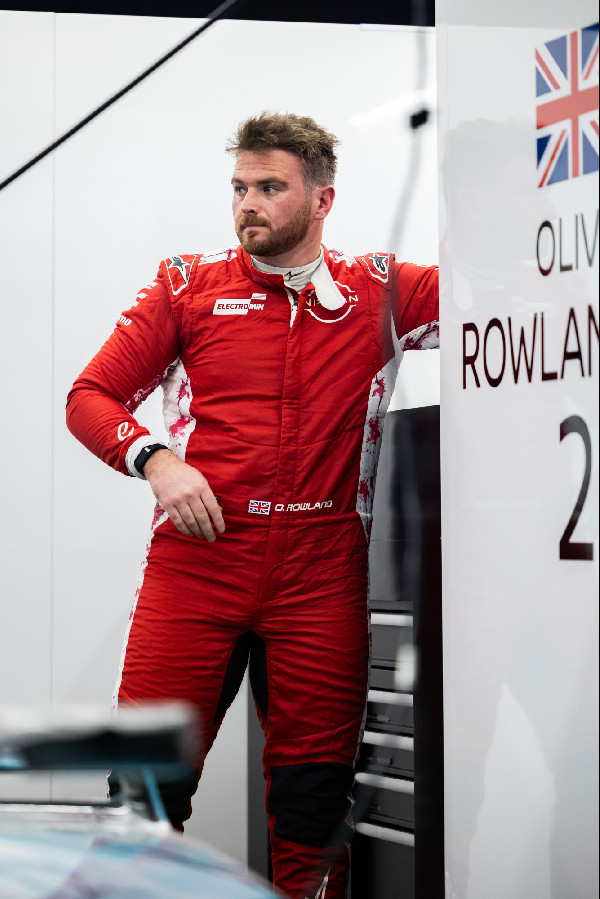 Nissan Formula E Team Ends Season 11 in London