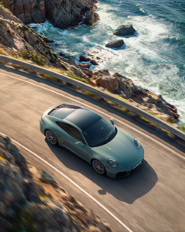 Porsche Unveils New All-Wheel Drive 911 Models