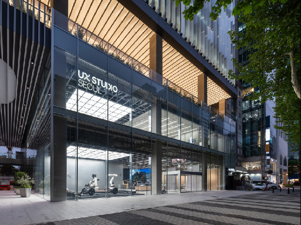 Hyundai Opens UX Studio in Seoul