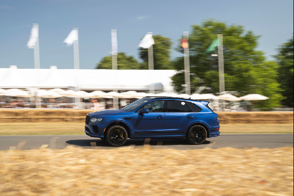 Bentley Bentayga Speed Sets Goodwood Record