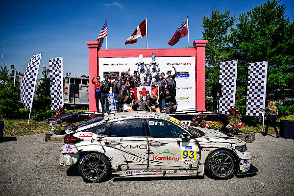 Honda and MMG Win at Canadian Tire Motorsport Park