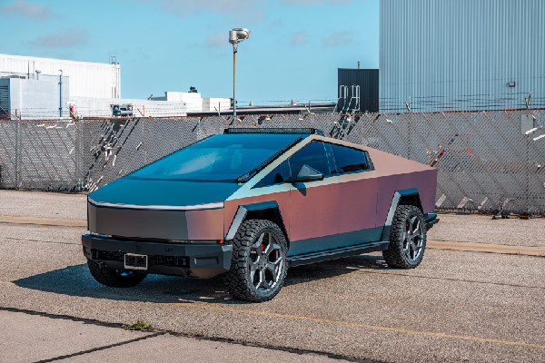 New CYBRSPOKE Wheel for Tesla Cybertruck New CYBRSPOKE Wheel for Tesla Cybertruck