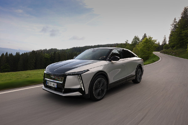 ABB's PixelPaint Chosen for DS N°8 Production