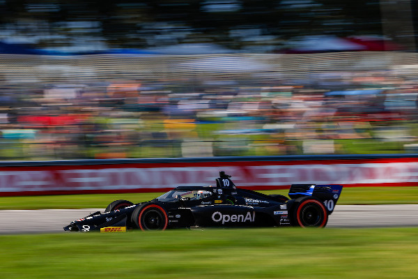 Scott Dixon Wins at Mid-Ohio for Honda