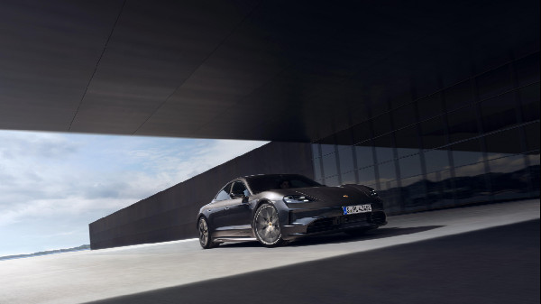 Introducing the 2026 Taycan Black Edition Sedans