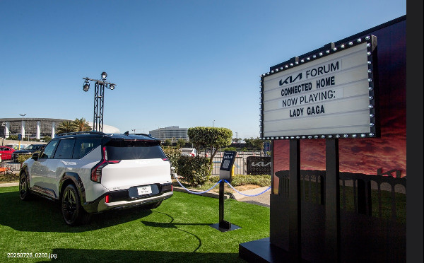 Kia Connected Home Launches at Kia Forum
