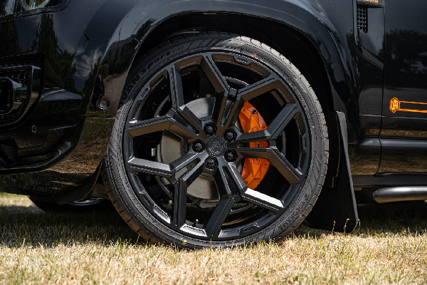 Luxury Urban Widetrack Soft-Top Defender Unveiled