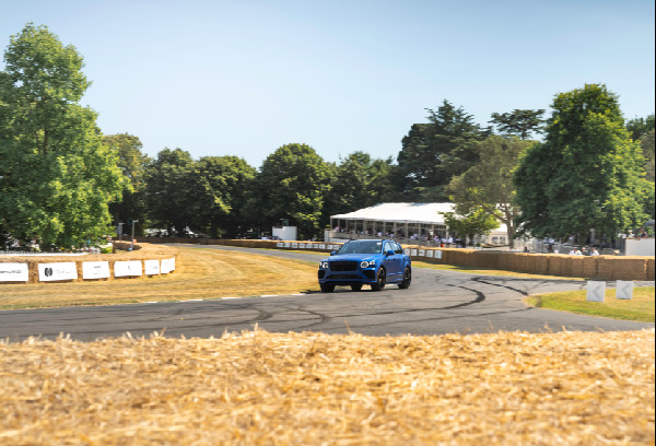 Bentley Bentayga Speed Sets Goodwood Record
