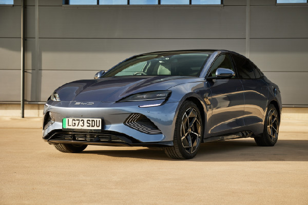 BYD UK Partners with Swansway for Festival