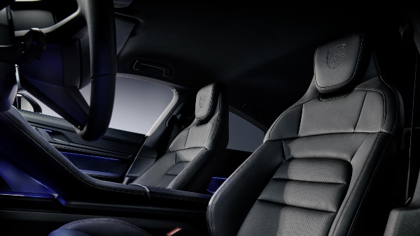 Porsche Taycan 4S Black Edition interior