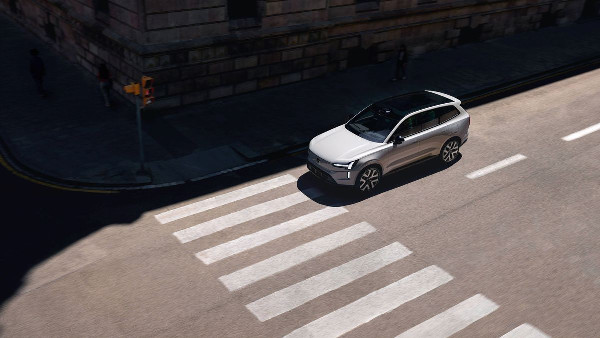 Volvo Cars Celebrates 70 Years in the US