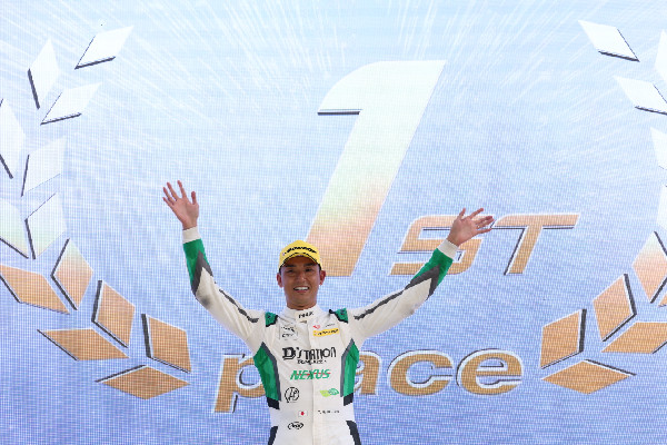 Valkyrie Achieves Sixth Place at Road America