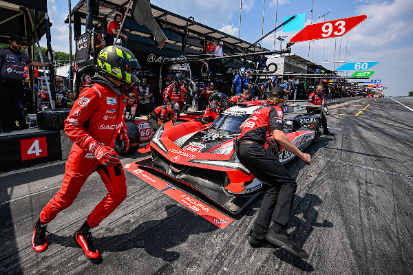 Acura MSR Finishes Third at Road America