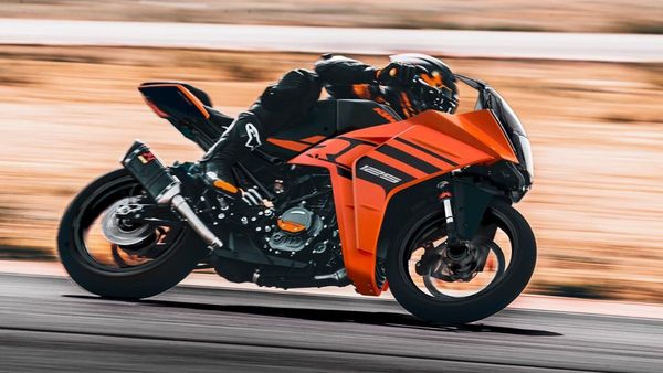 KTM s RC 160 to Compete with Yamaha R15