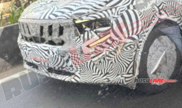 Mahindra XUV700 Facelift