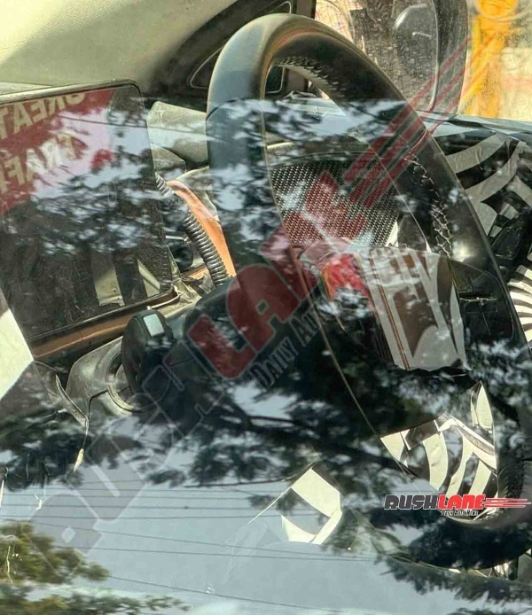 Mahindra XUV700 Facelift