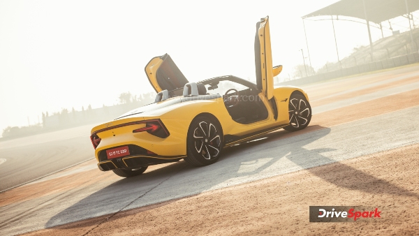 mg cyberster review scissor doors