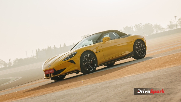 MG Cyberster Review soft top