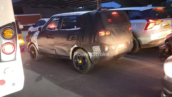 Next-Gen Hyundai Venue Spied Testing