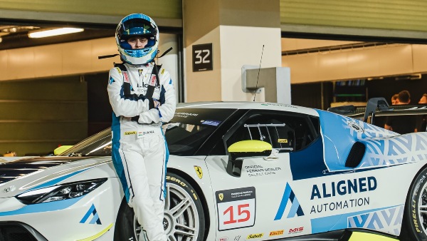 Diana Pundole Ferrari 296