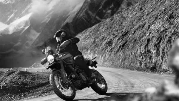 Royal Enfield Himalayan 450 Mana Black