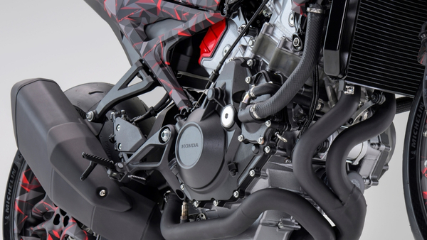 Honda V3R 900E Engine