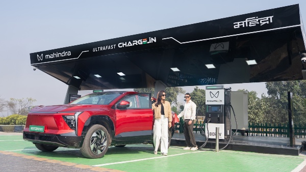 Mahindra Launched Ultra-Fast 180kW EV Charging Network