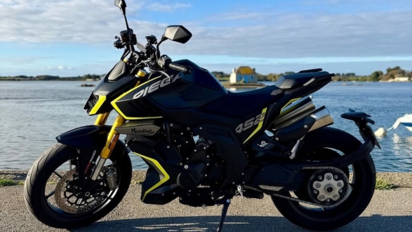 Brixton Crossfire 500 Storr amp amp FB Mondial Piega 452