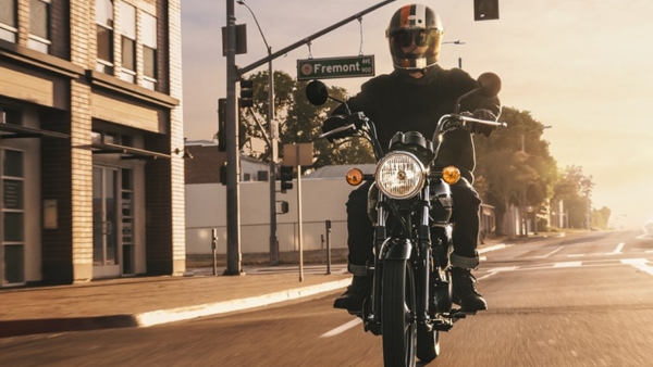 Kawasaki W175 Retro Bike