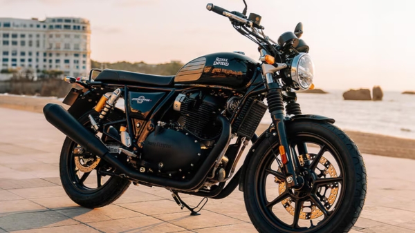 BSA Gold Star 650 Vs Royal Enfield Continental GT 650