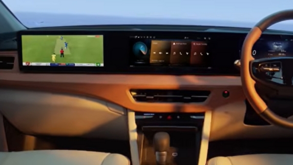 Mahindra XUV 7XO Mahindra XUV 7XO