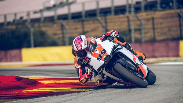 KTM 990 RC R Track Revealed