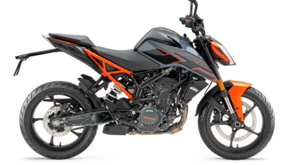 TVS Apache RTR 200 vs KTM Duke 200