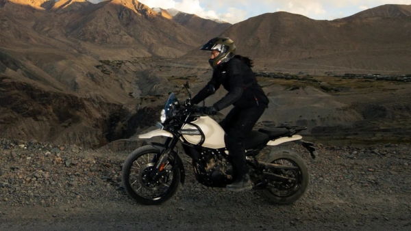 Royal Enfield Himalayan 450 Vs Kawasaki Versys 300