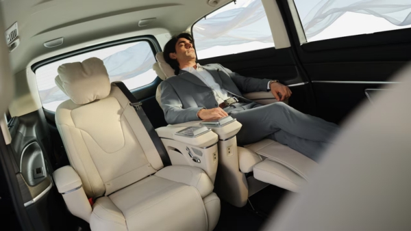 Mercedes-Benz V-Class